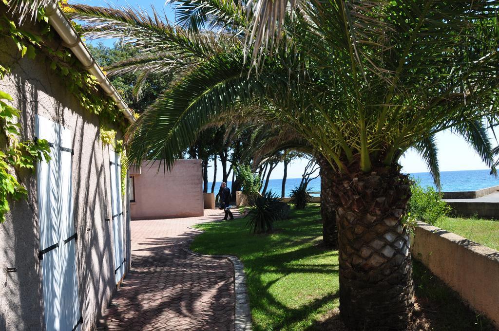 Aparthotel Sole E Mare Santa-Maria-Poggio  Exterior foto
