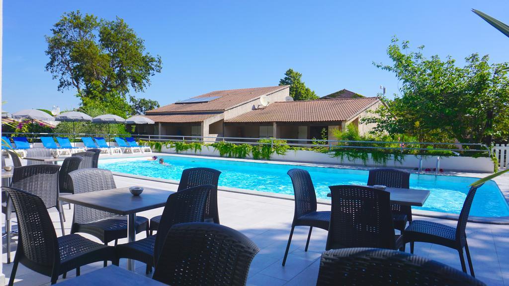 Aparthotel Sole E Mare Santa-Maria-Poggio  Exterior foto