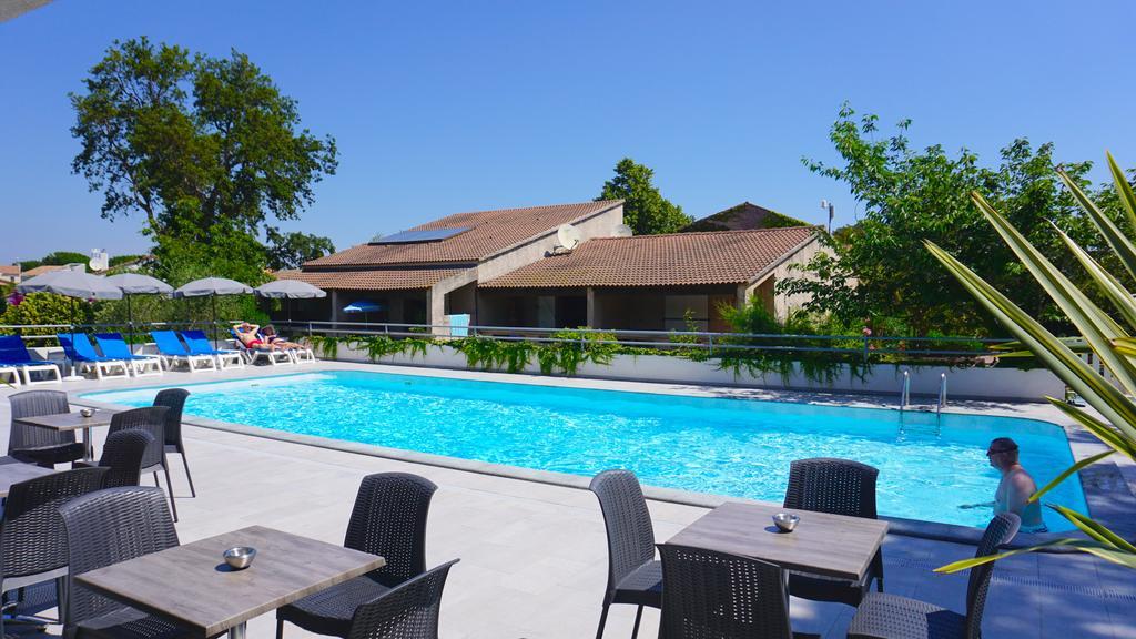 Aparthotel Sole E Mare Santa-Maria-Poggio  Exterior foto